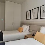 Amazing Spacious Chiado 2-Bedroom Stylish Apt W Ac