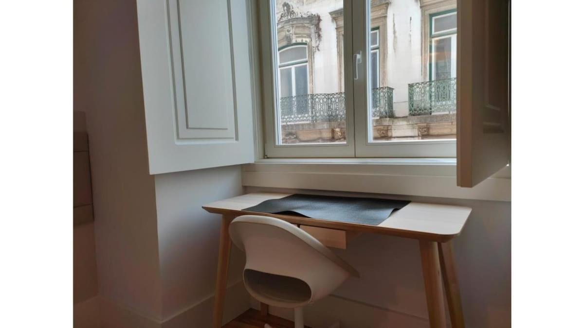Apartamento Amazing Spacious Chiado 2-bedroom Stylish W Ac *